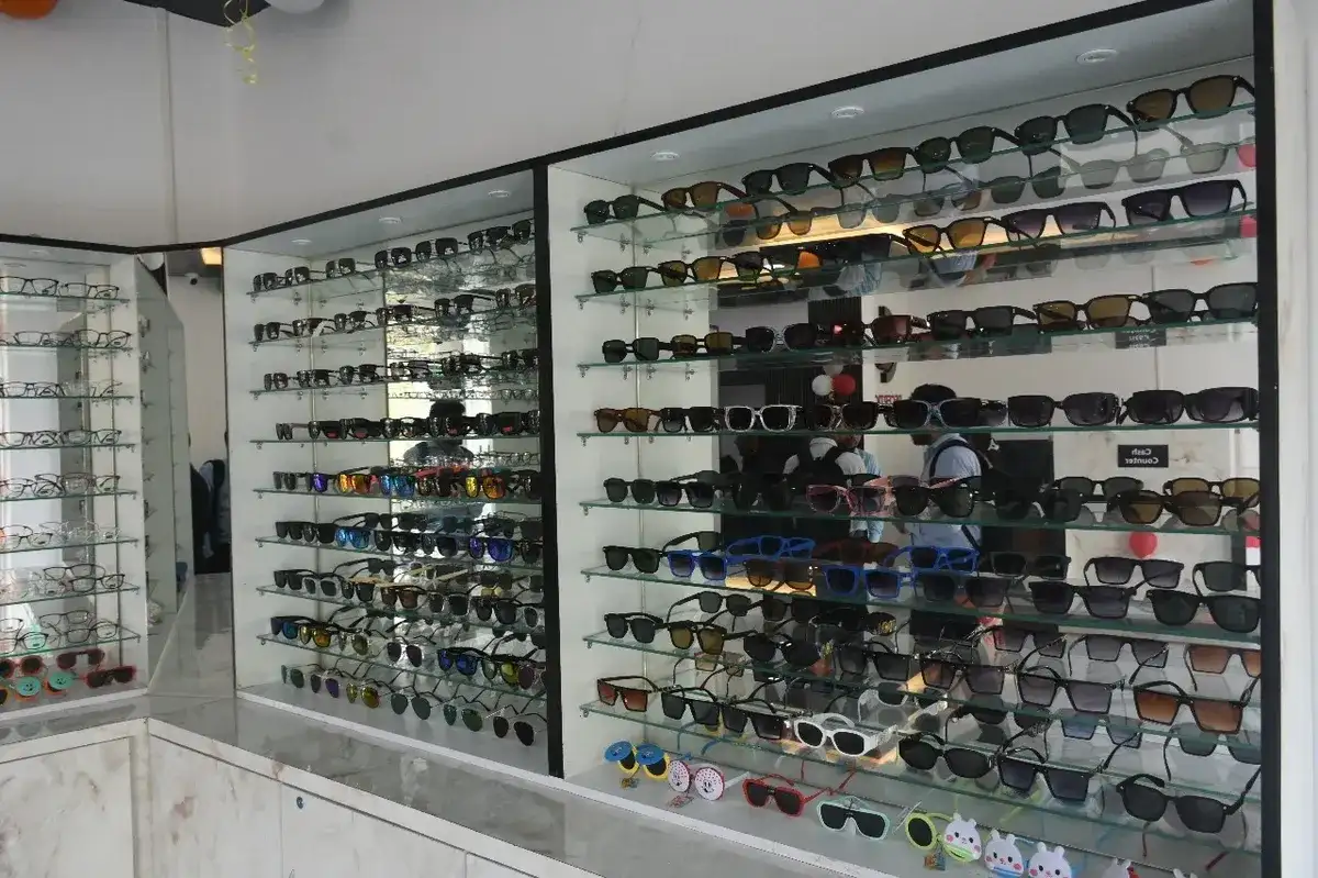 Optical Store